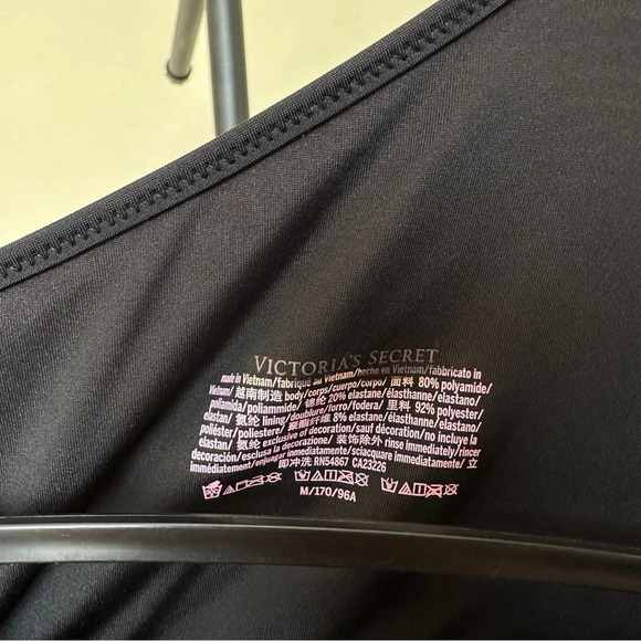 Victoria‎ Secret Cutout One-Piece Swimsuit NWOT color block - Picture 11 of 11